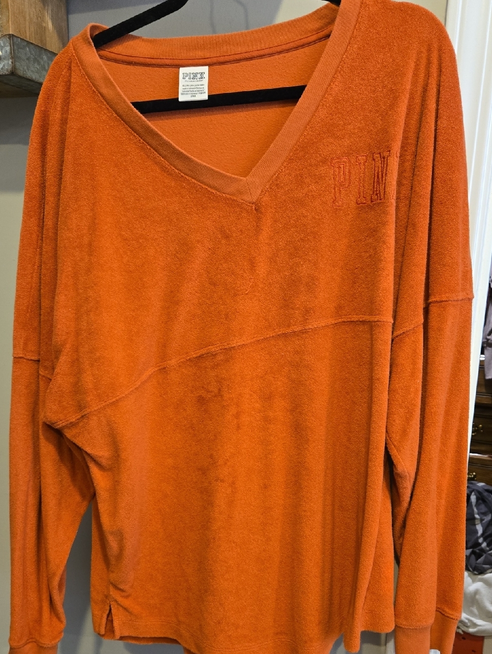 PINK Victoria's Secret Rust Orange V-Neck Pullover Sweatshirt